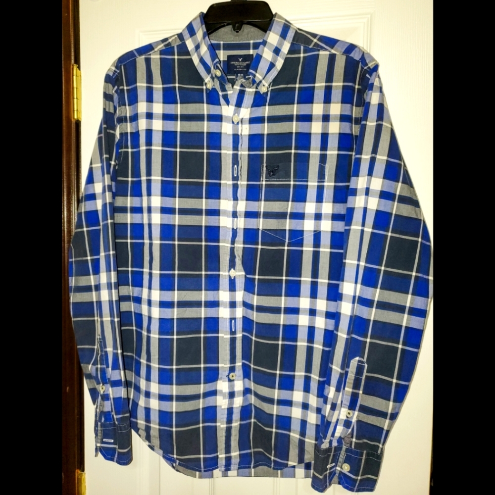 American Eagle Button-Down Shirt